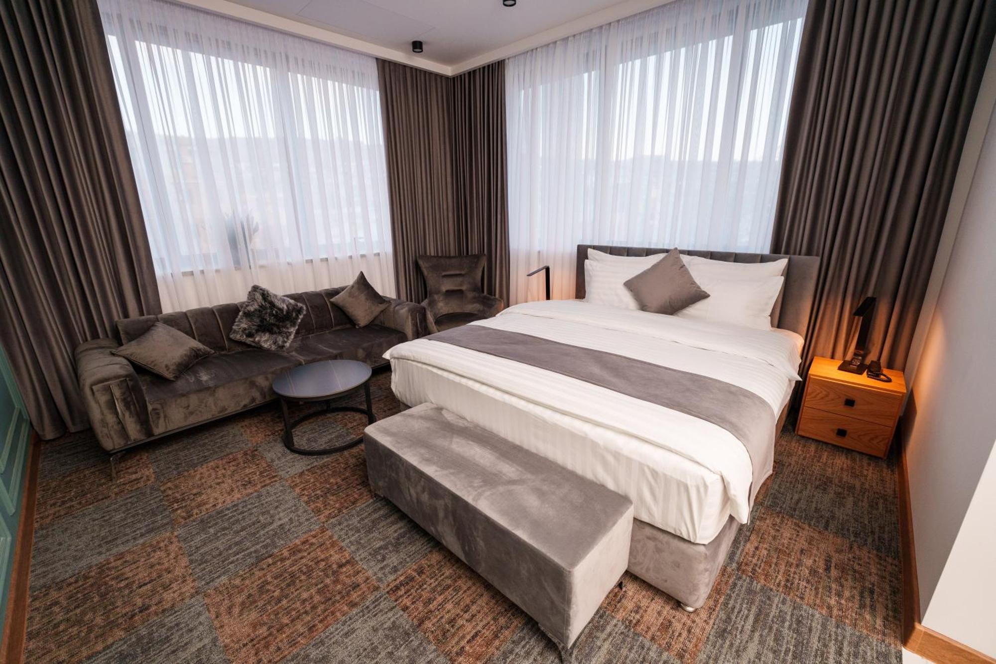 Revive Boutique Hotel Jerevan Eksteriør bilde