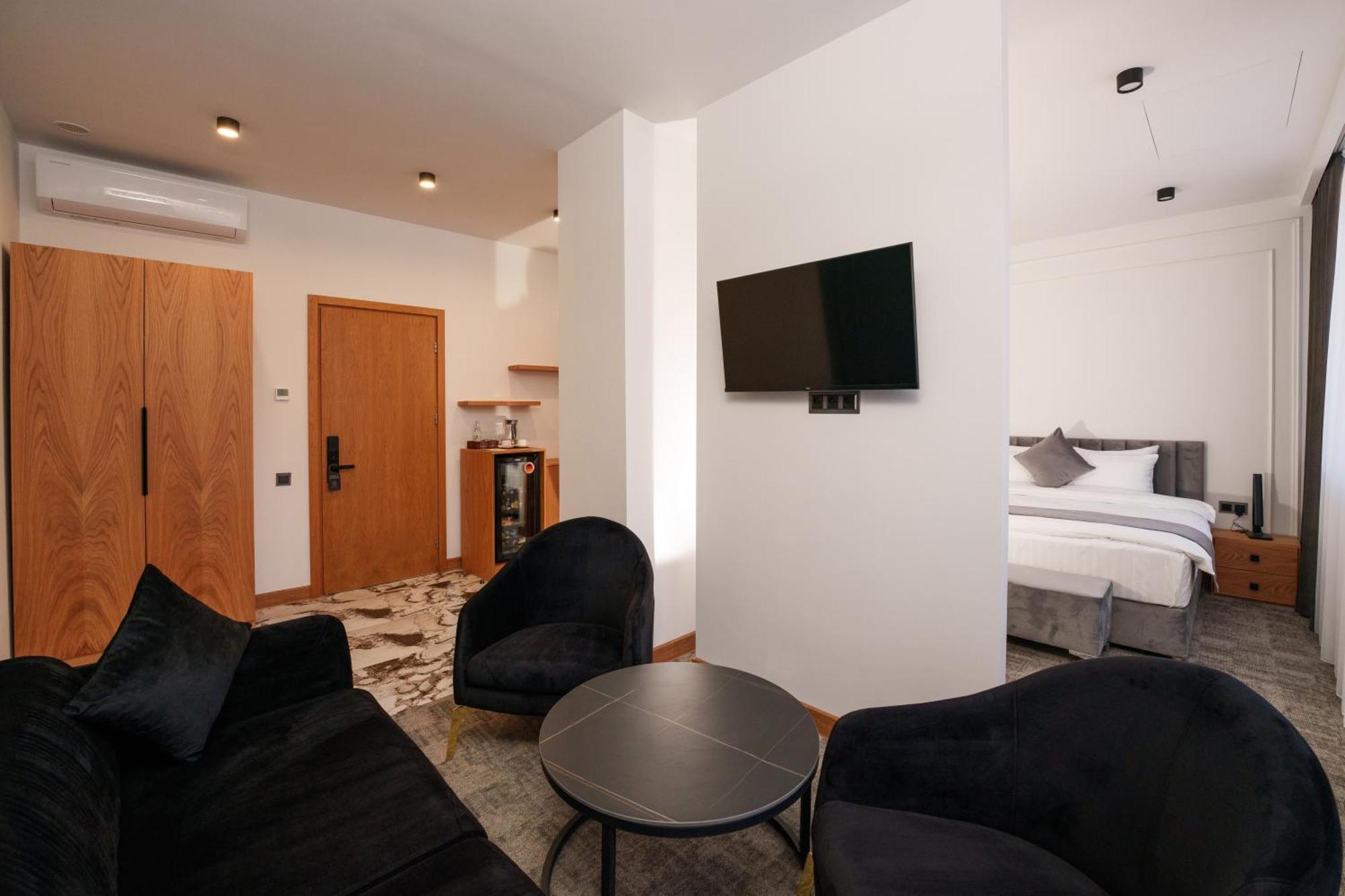 Revive Boutique Hotel Jerevan Rom bilde